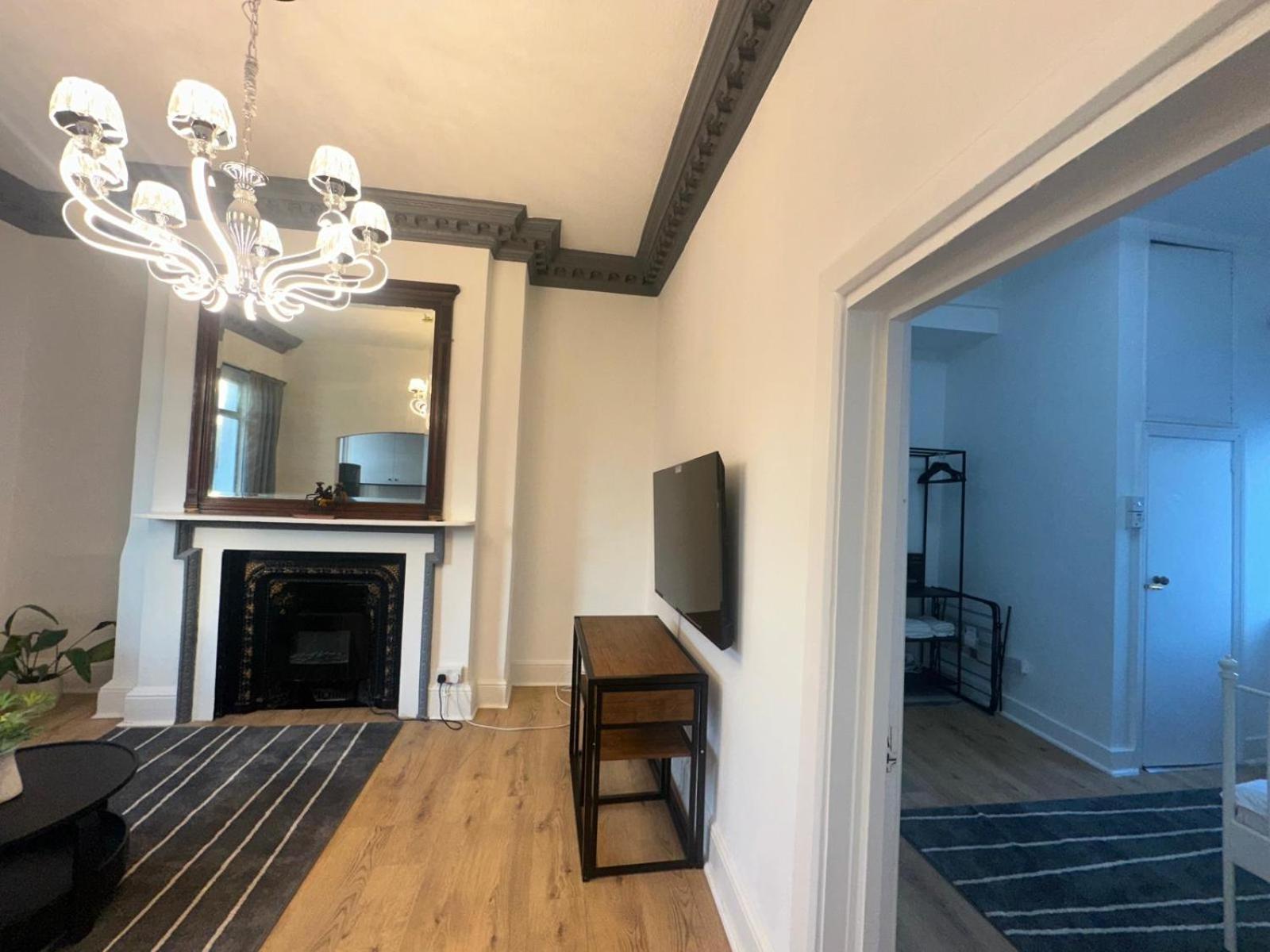 First Floor One Bed Apartment In Central West London Eksteriør bilde