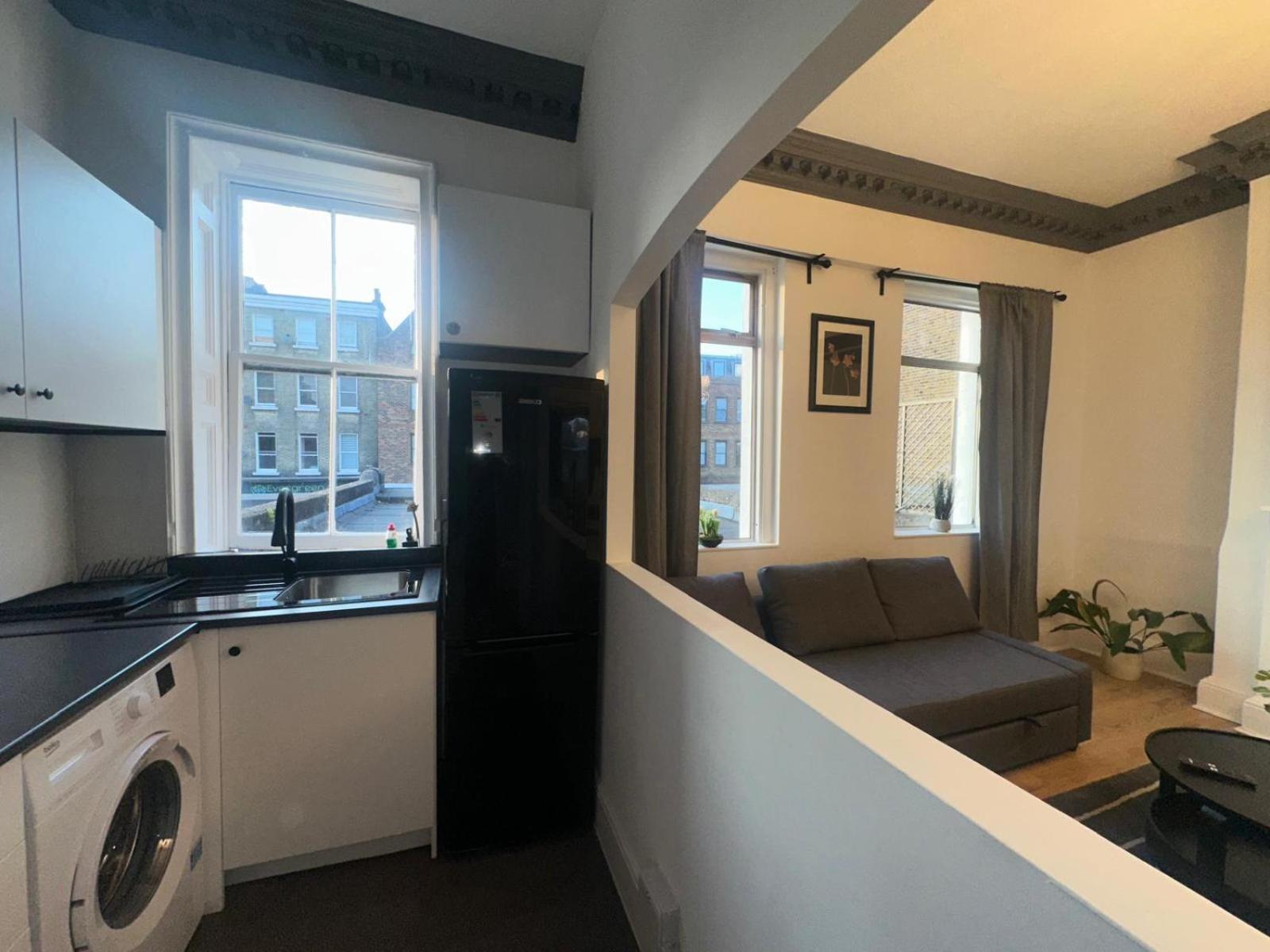 First Floor One Bed Apartment In Central West London Eksteriør bilde