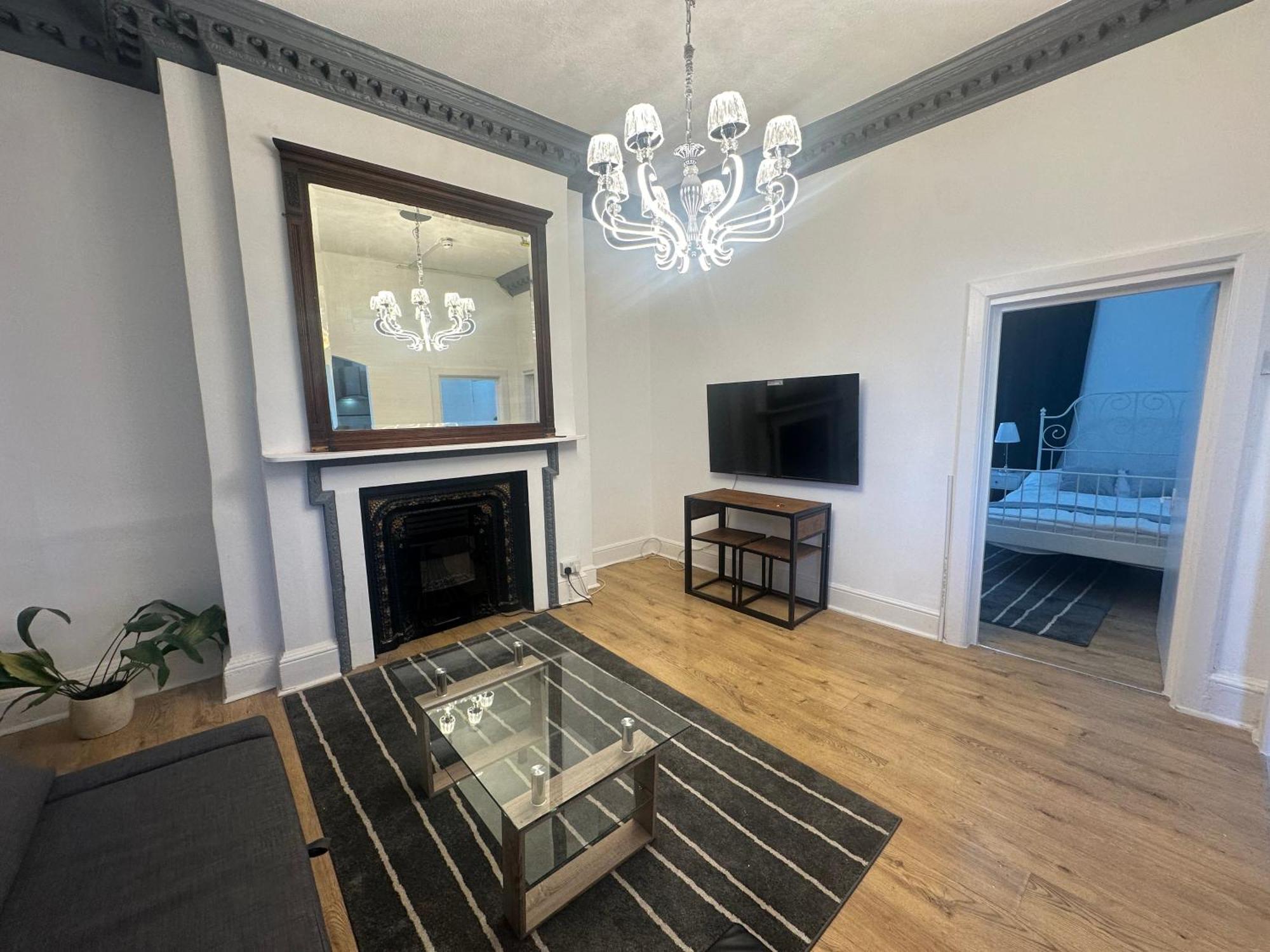 First Floor One Bed Apartment In Central West London Eksteriør bilde